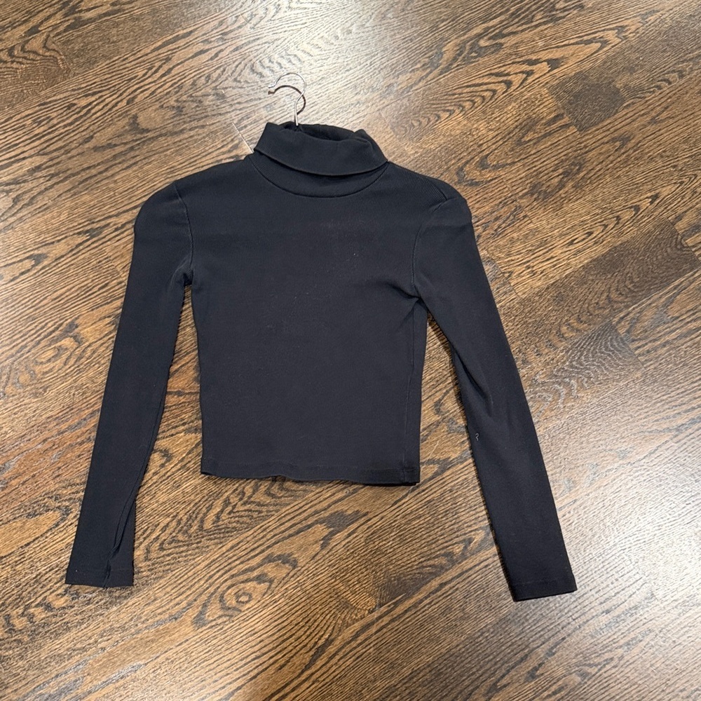 Zara Ribbed Turtle neck Size S